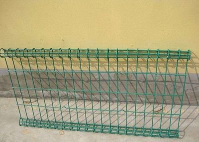 江蘇雙圈護欄網廠家生產與制作