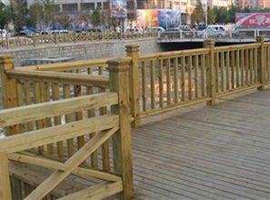 防腐木護欄價格 鄭州地區實惠的防腐木護欄