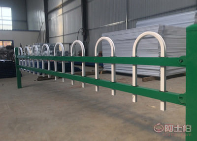 【福建福州PVC護(hù)欄廠家直銷塑鋼花園圍欄綠化帶隔離柵草坪護(hù)欄】 - 產(chǎn)品庫(kù)